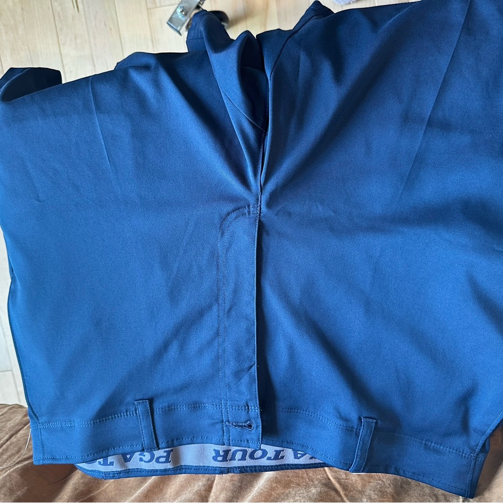 PGA shorts size 40
